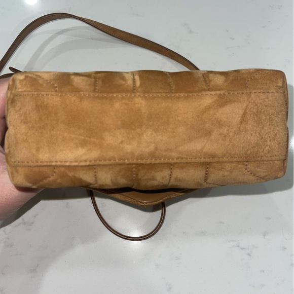 Beautiful YSL Toy Lou Lou in color cinnamon. Beautiful condition. - Picture 13 of 15